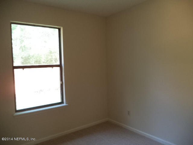 3853 Winter Berry Road Jacksonville, FL 32210 - Photo 9 of 10 DSC09065
