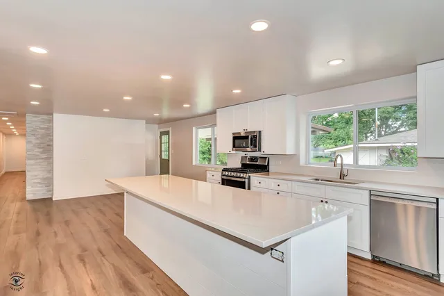 $539,900 | 190 Pottawatomie Lane, New Lenox, IL 60451