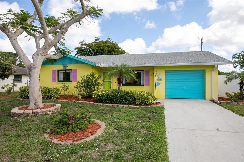 356 Azure Road Venice, FL 34293 - Photo 1 of 1