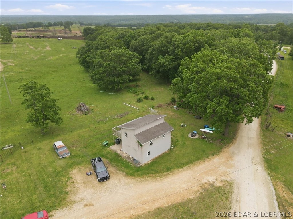 6453 North Circle Road Stover, MO 65078 - Photo 2 of 40