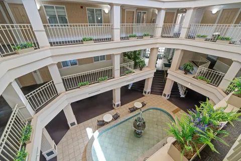 $127,500 | 335 Wrigley Drive, Unit 410, Lake Geneva, WI 53147