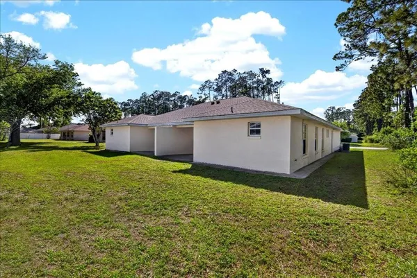 $460,000 | 8 Empire Lane, Palm Coast, FL 32164
