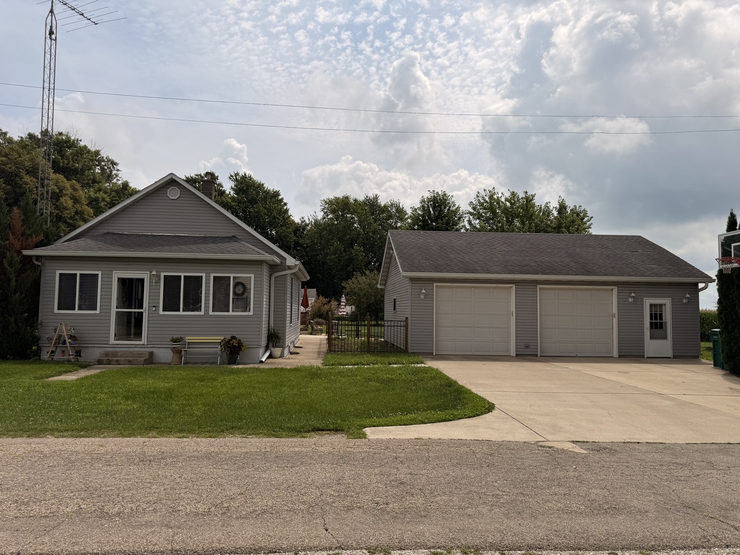 310 2nd Street Standard, IL 61363 - Photo 28 of 29