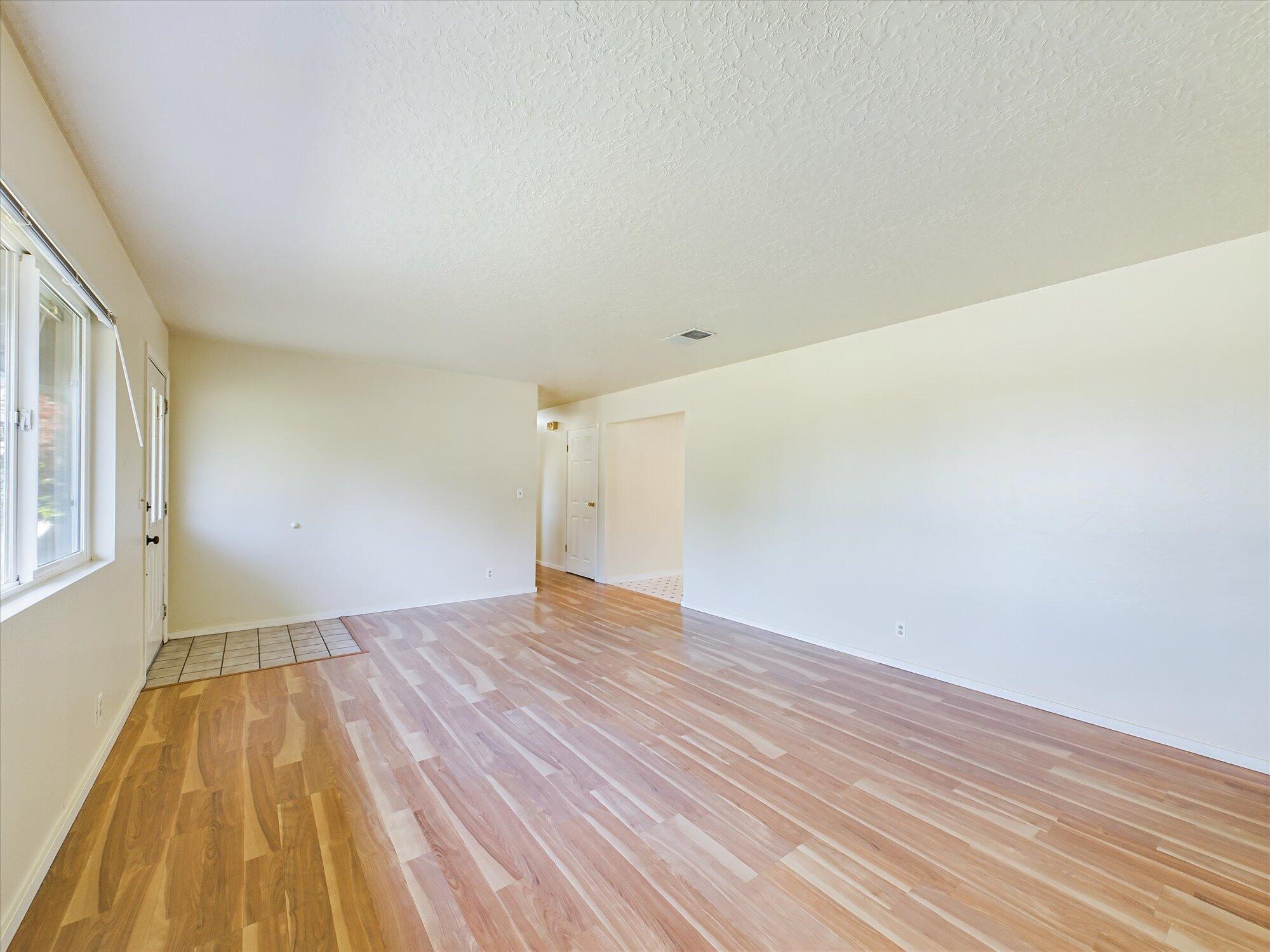 540 Hidden Valley Road Eureka, CA 95503 - Photo 10 of 51 14-540 Hidden Valley Road Bayside-313
