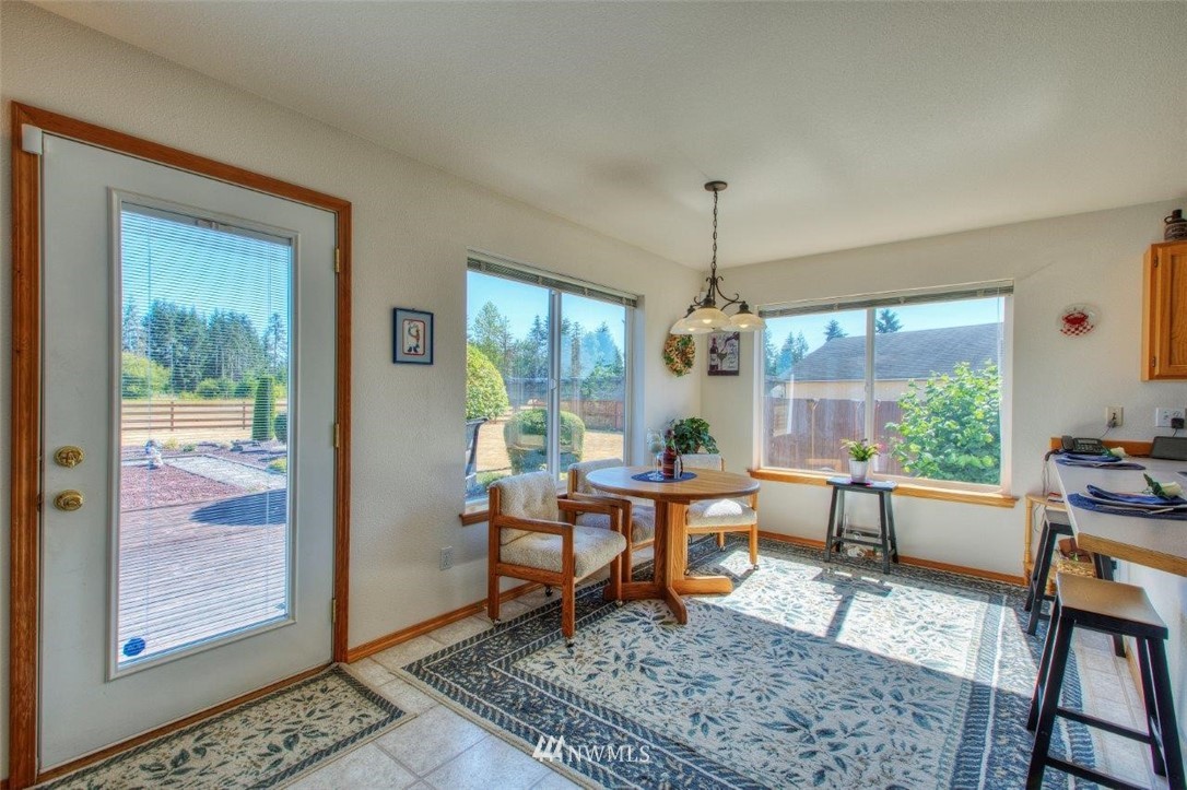 19841 Tahoma Circle Southwest Rochester, WA 98579 - Photo 9 of 27