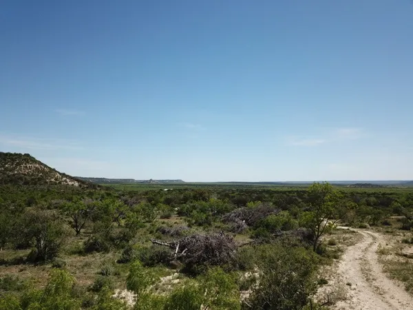 $630,000 | 1147 Kc 311, Junction, TX 76849