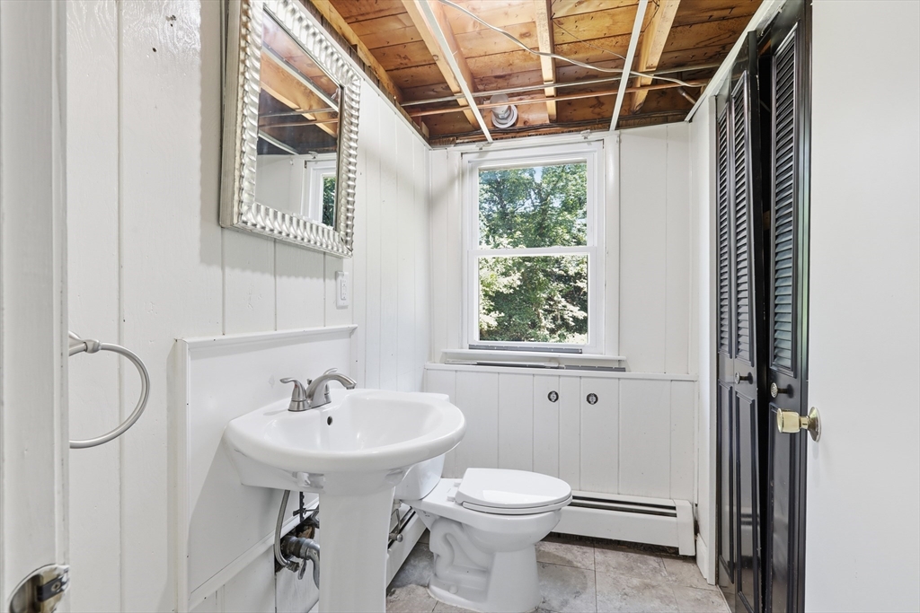 132 Haverhill Road Salem, NH 03079 - Photo 22 of 29 Gallery Image 22