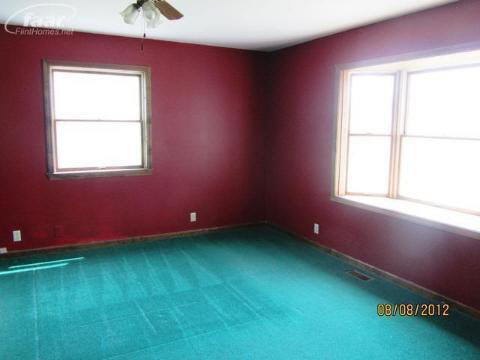 7345 East Bristol Road Davison, MI 48423 - Photo 10 of 22 20229798-9.JPG