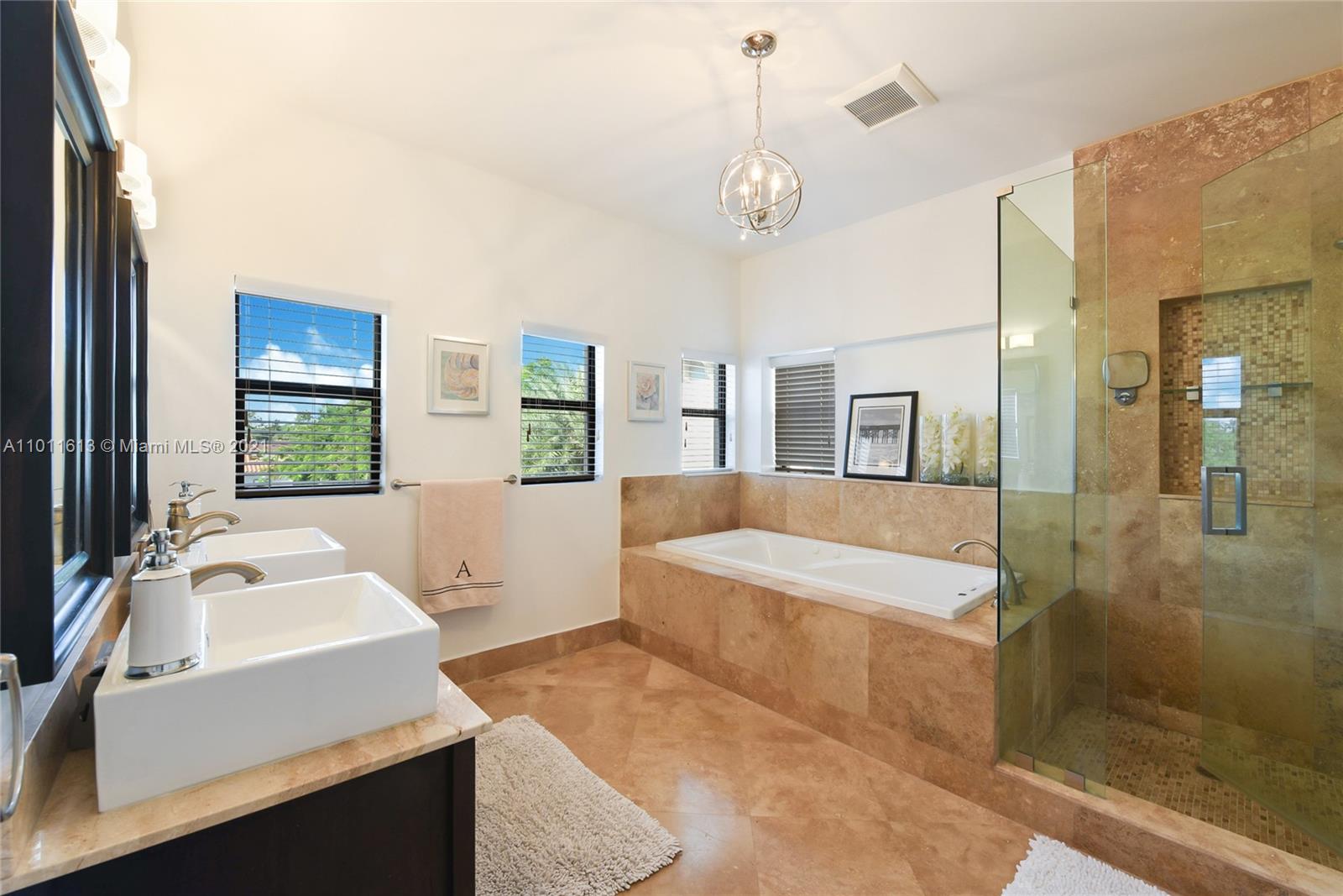 471 Southwest 30th Road Miami, FL 33129 - Photo 20 of 27 Master Bathroom | Double Sink | Bathtub | Shower