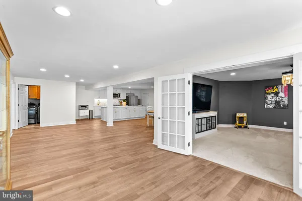 $1,895,000 | 15064 Barlow Drive, Waterford, VA 20197