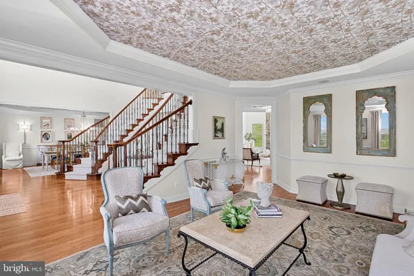 $1,895,000 | 15064 Barlow Drive, Waterford, VA 20197