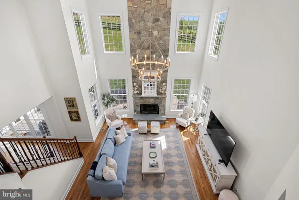 $1,895,000 | 15064 Barlow Drive, Waterford, VA 20197