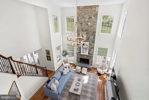 $1,895,000 | 15064 Barlow Drive, Waterford, VA 20197