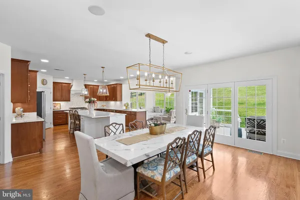 $1,895,000 | 15064 Barlow Drive, Waterford, VA 20197