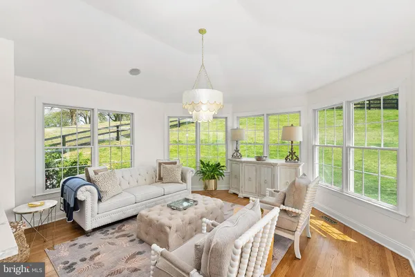 $1,895,000 | 15064 Barlow Drive, Waterford, VA 20197