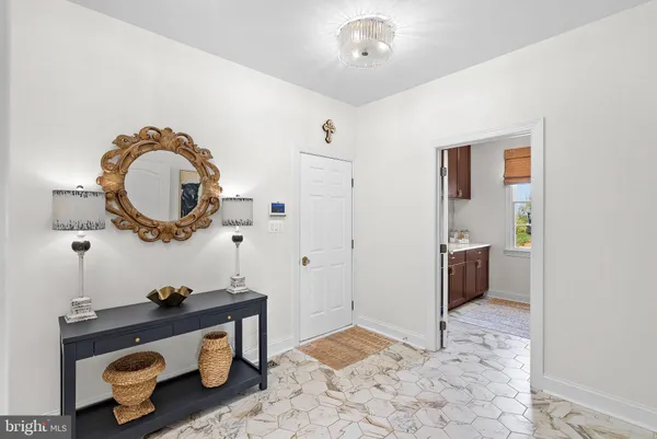 $1,895,000 | 15064 Barlow Drive, Waterford, VA 20197