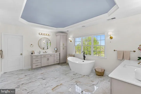 $1,895,000 | 15064 Barlow Drive, Waterford, VA 20197