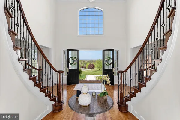 $1,895,000 | 15064 Barlow Drive, Waterford, VA 20197