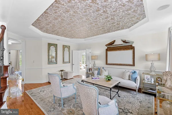 $1,895,000 | 15064 Barlow Drive, Waterford, VA 20197