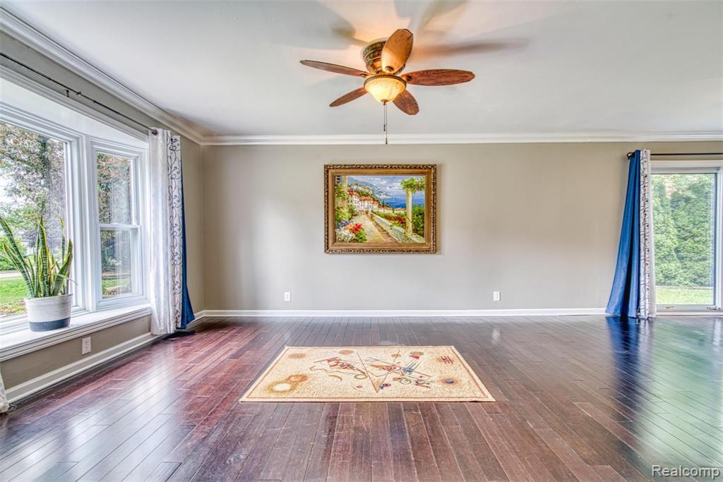 949 Homestead Court Rochester Hills, MI 48309 - Photo 6 of 39