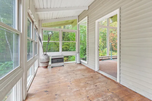 $899,000 | 4 Trow Road, Mont Vernon, NH 03057