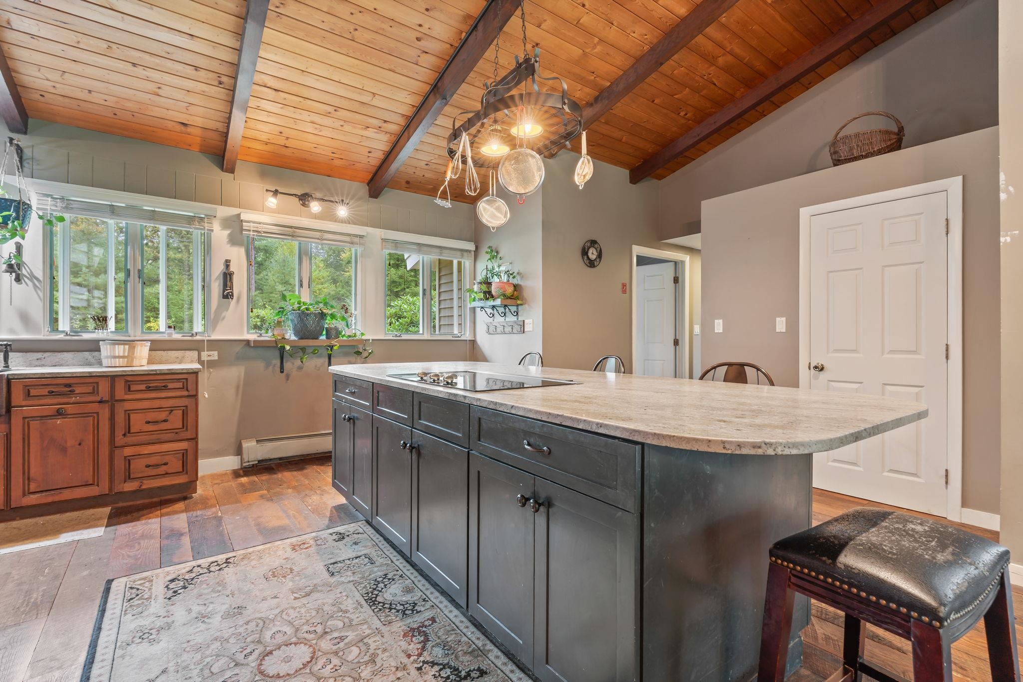 4 Trow Road Mont Vernon, NH 03057 - Photo 3 of 57