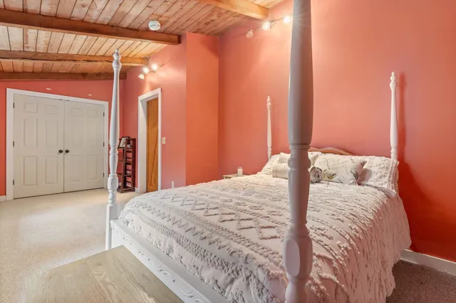 $899,000 | 4 Trow Road, Mont Vernon, NH 03057