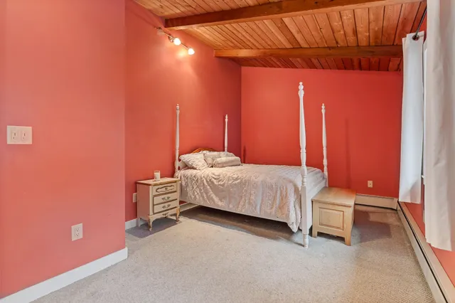 $899,000 | 4 Trow Road, Mont Vernon, NH 03057