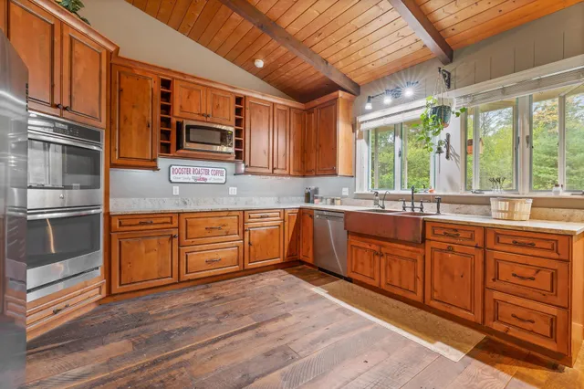 $899,000 | 4 Trow Road, Mont Vernon, NH 03057