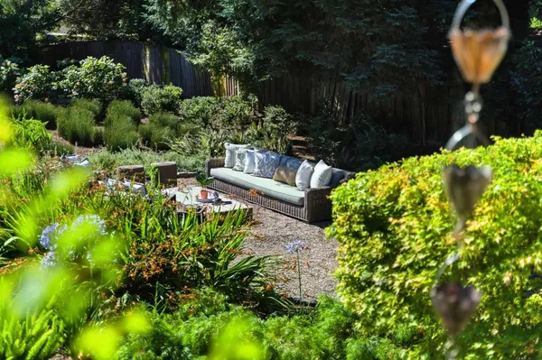 $3,895,000 | 810 Glencrag Way, Woodside, CA 94062