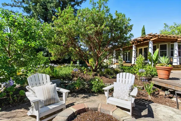 $3,895,000 | 810 Glencrag Way, Woodside, CA 94062