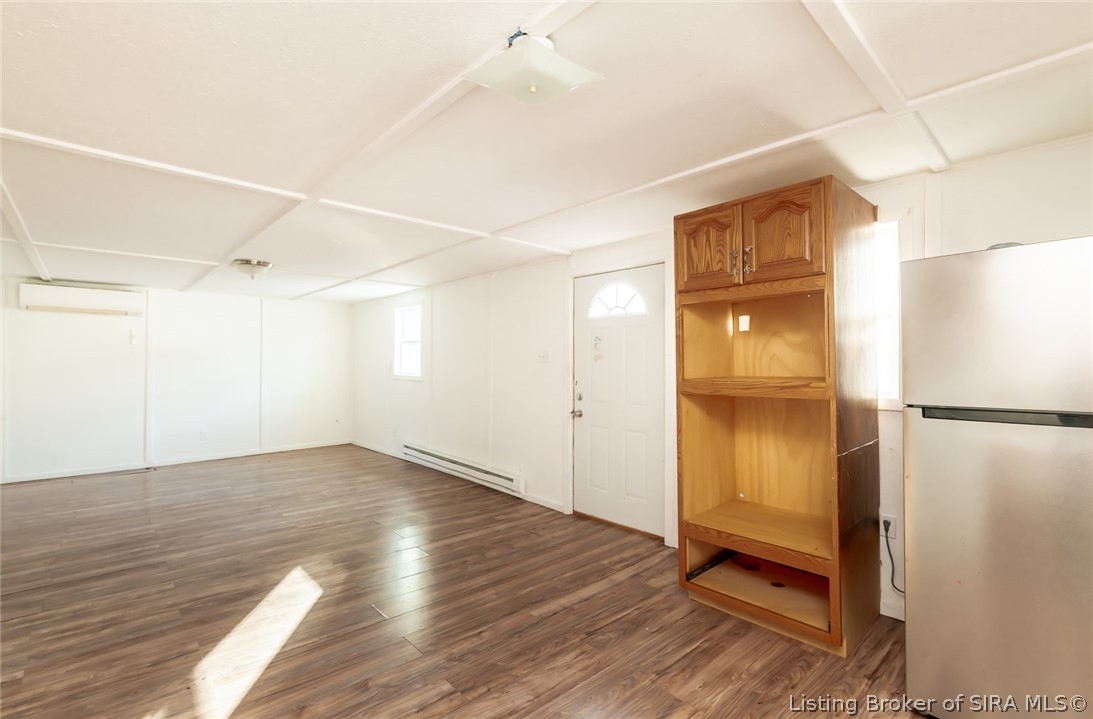 733 Mann Avenue Austin, IN 47102 - Photo 11 of 37