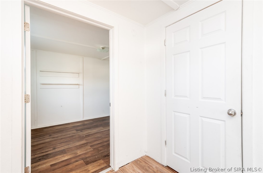 733 Mann Avenue Austin, IN 47102 - Photo 14 of 37