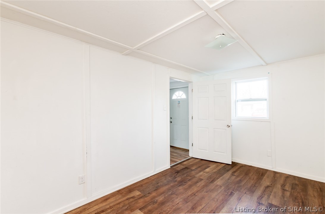 733 Mann Avenue Austin, IN 47102 - Photo 18 of 37