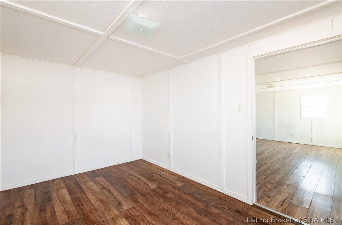 733 Mann Avenue Austin, IN 47102 - Photo 19 of 37