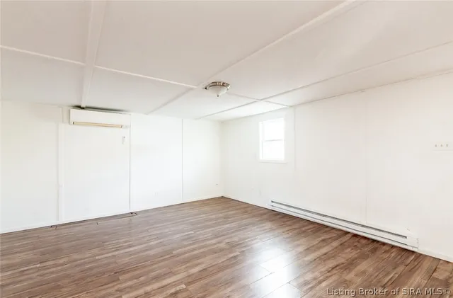 $94,999 | 733 Mann Avenue, Austin, IN 47102