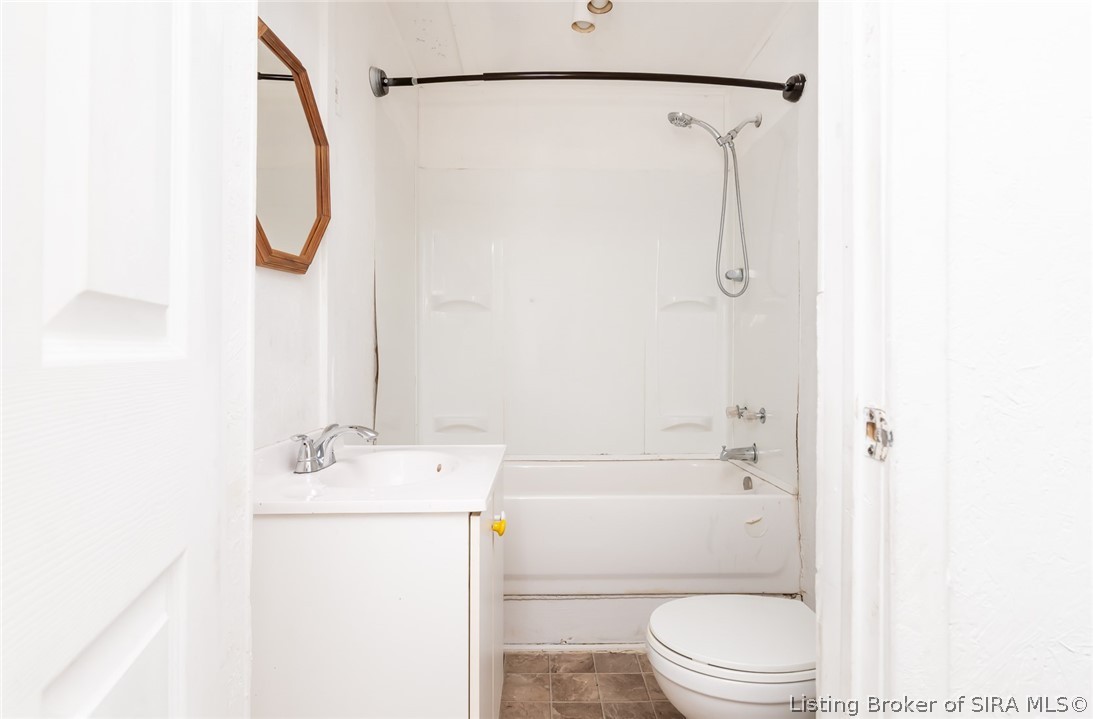 733 Mann Avenue Austin, IN 47102 - Photo 25 of 37