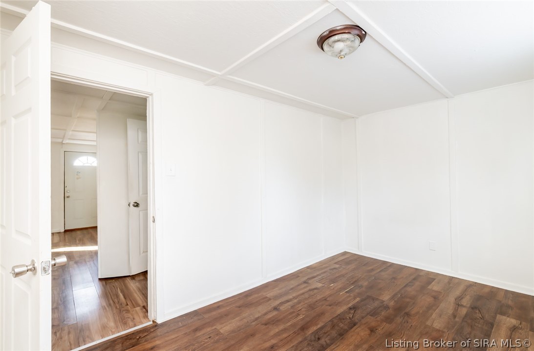 733 Mann Avenue Austin, IN 47102 - Photo 32 of 37