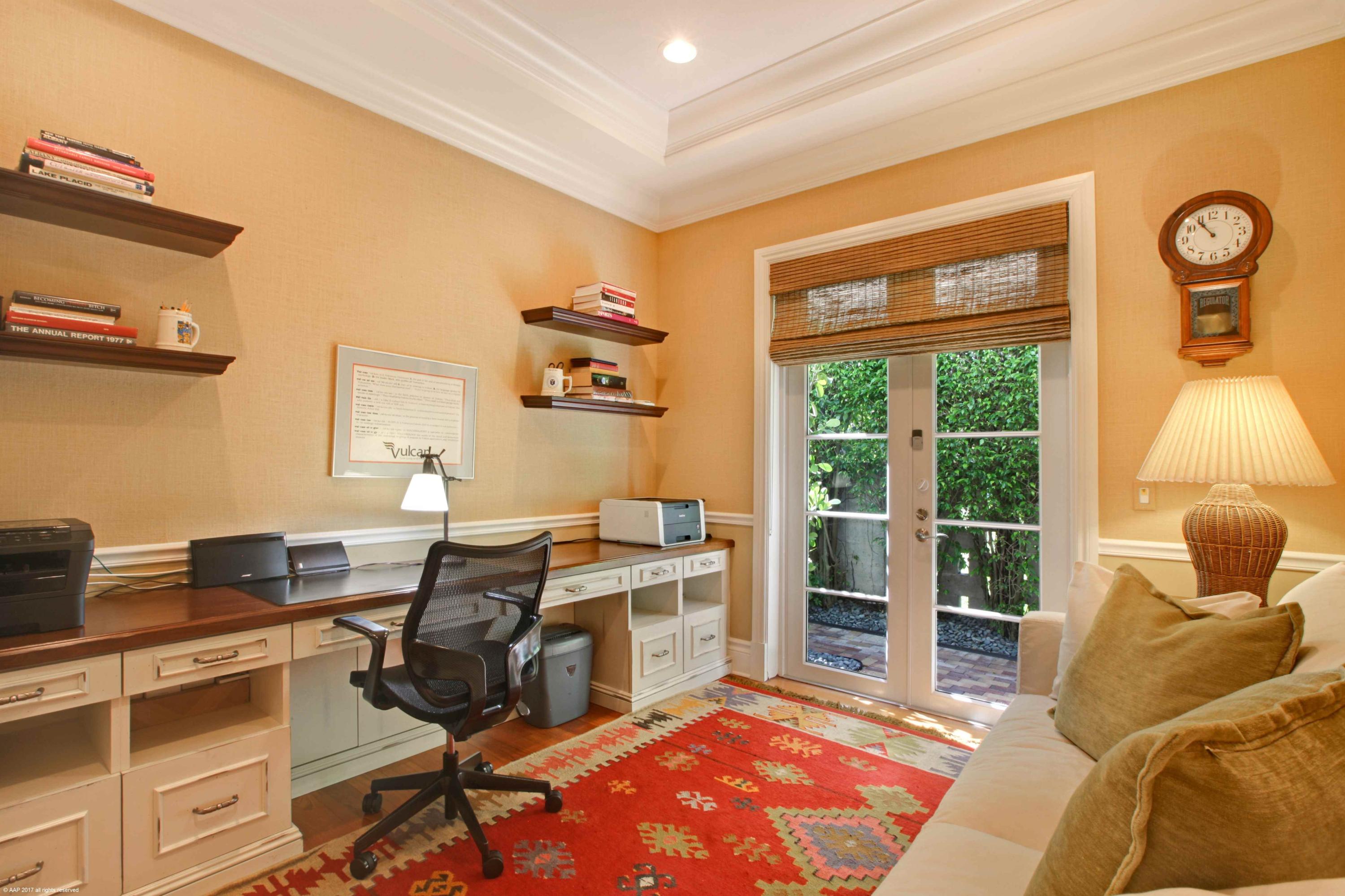 510 Northeast Wavecrest Way Boca Raton, FL 33432 - Photo 16 of 40 DEN/OFFICE