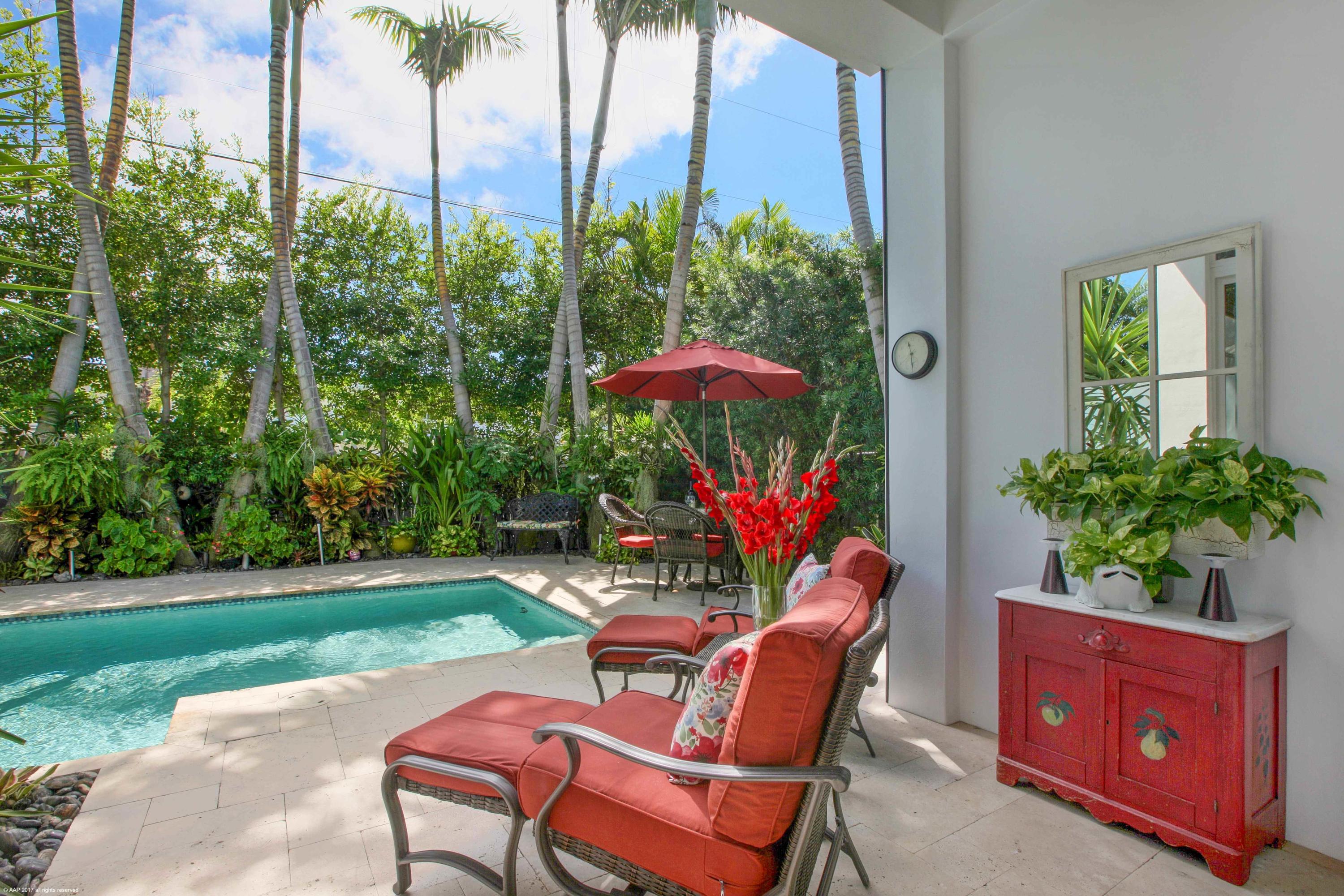 510 Northeast Wavecrest Way Boca Raton, FL 33432 - Photo 33 of 40 PATIO/POOL