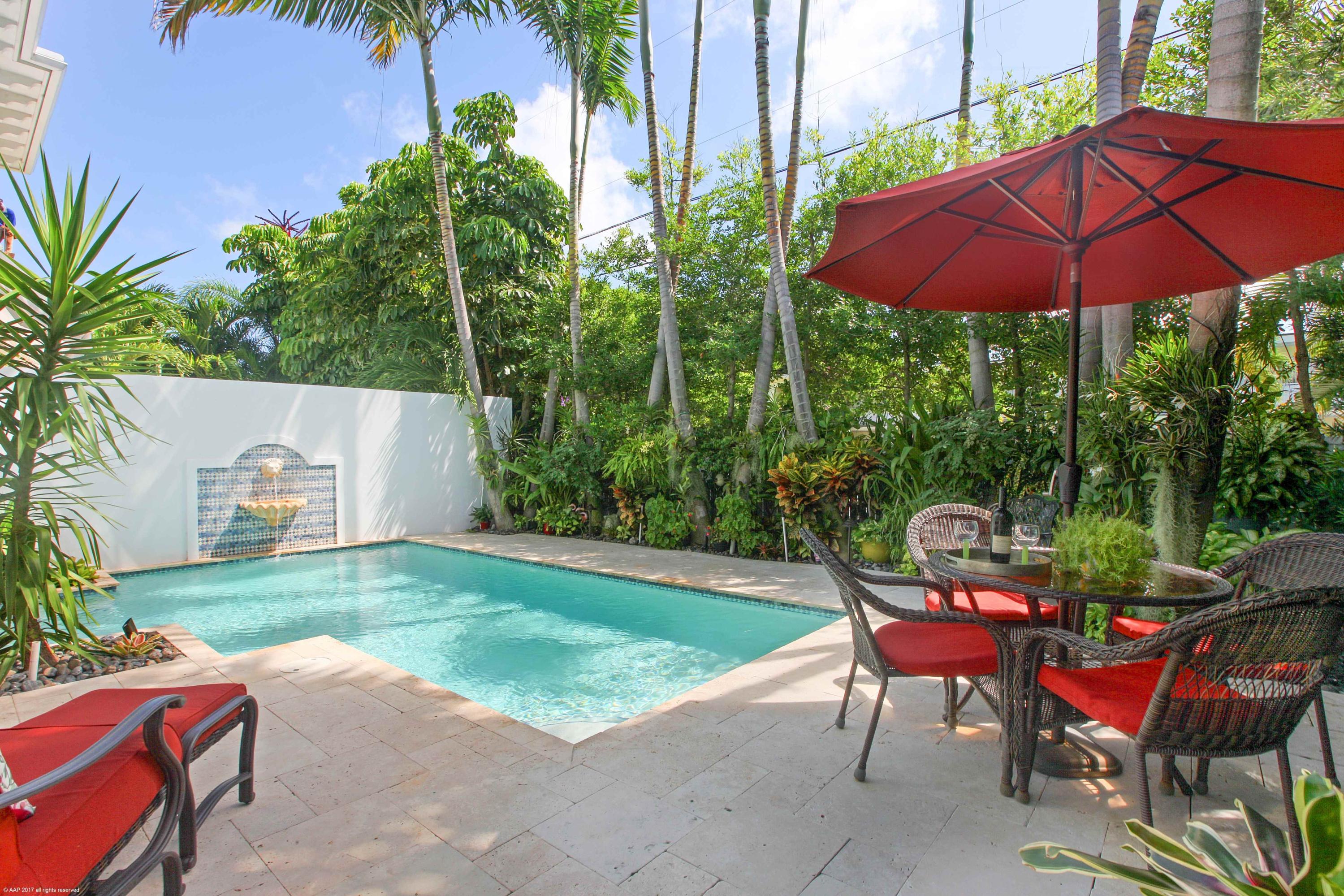 510 Northeast Wavecrest Way Boca Raton, FL 33432 - Photo 34 of 40 PATIO/POOL