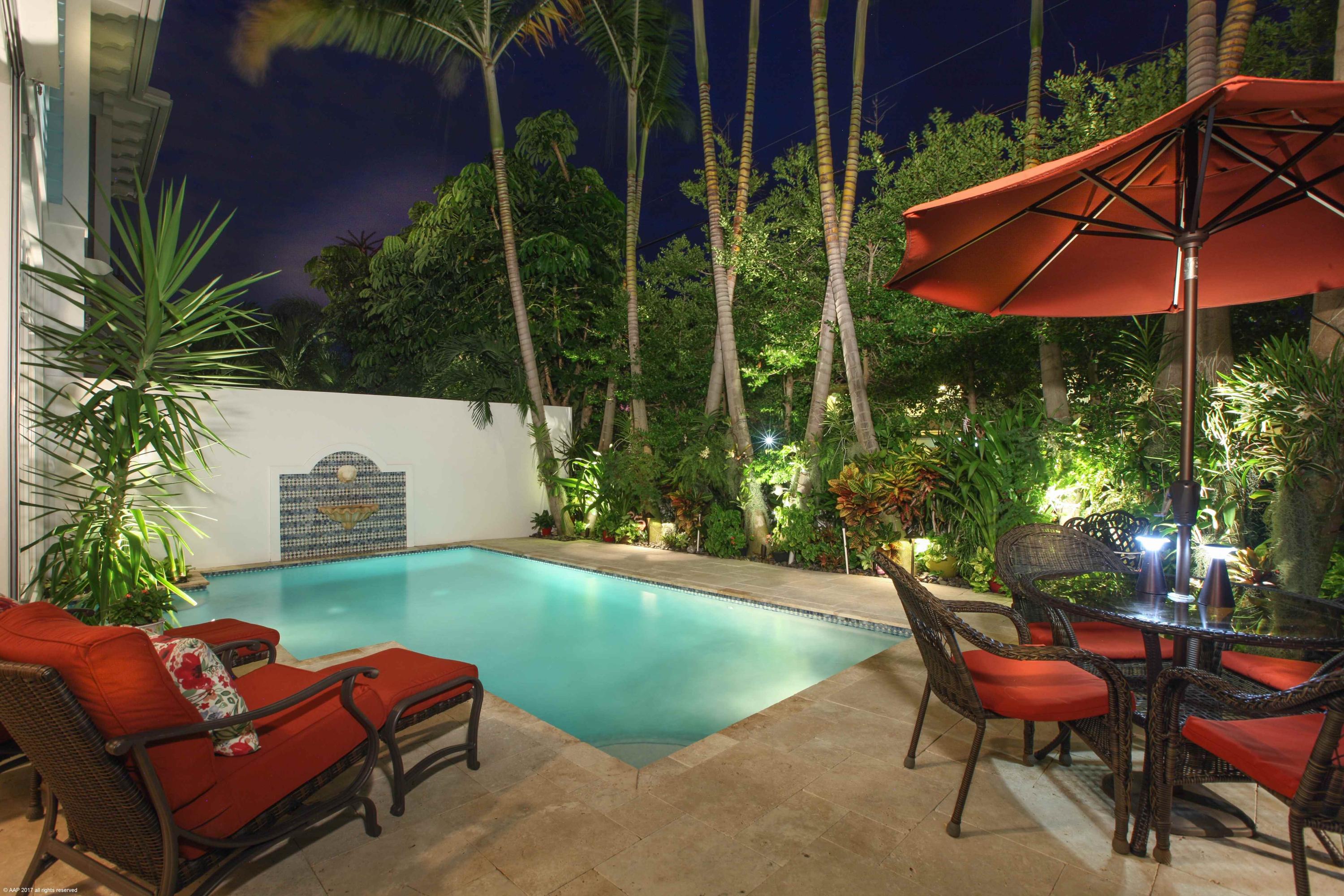 510 Northeast Wavecrest Way Boca Raton, FL 33432 - Photo 35 of 40 PATIO/POOL
