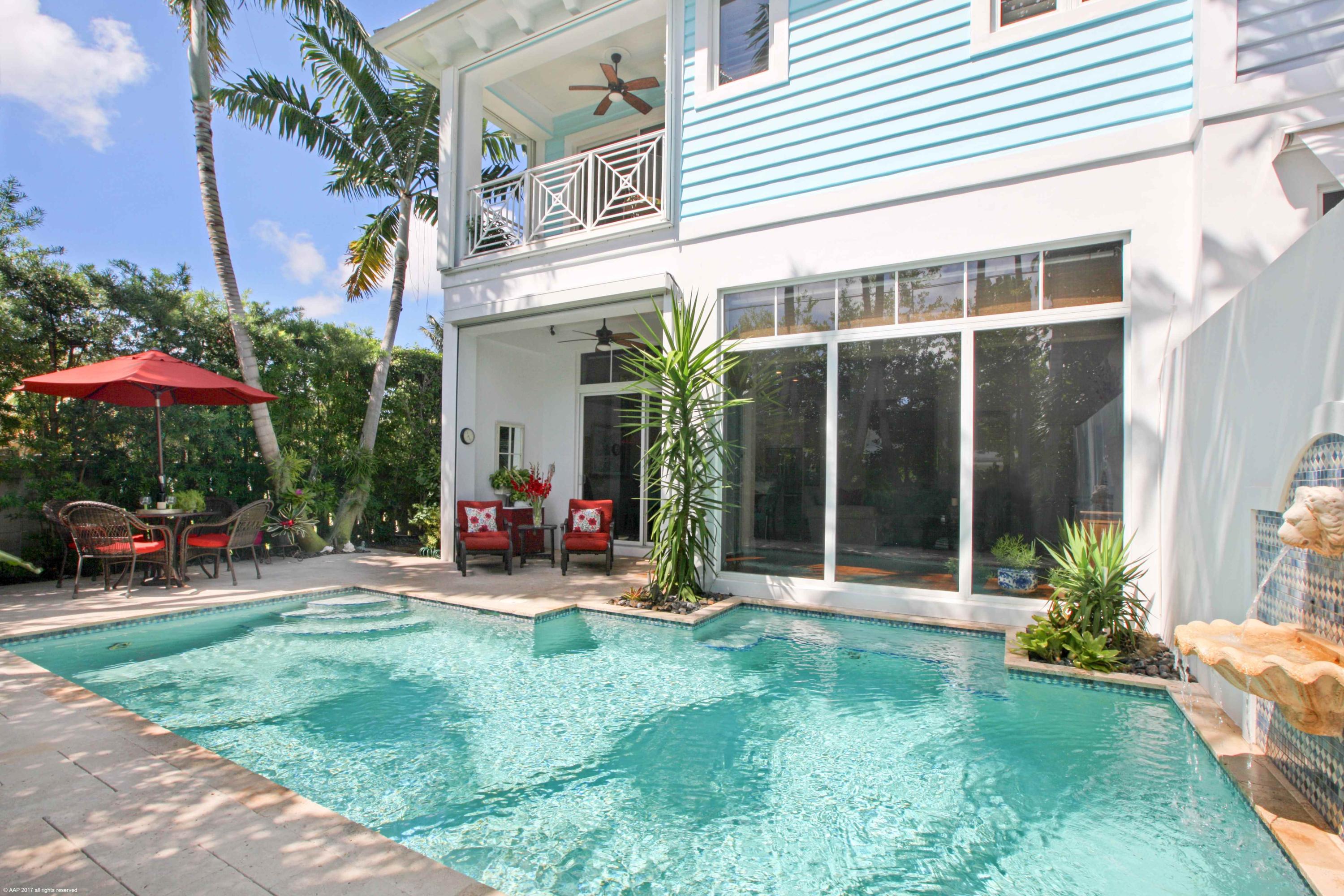 510 Northeast Wavecrest Way Boca Raton, FL 33432 - Photo 36 of 40 POOL