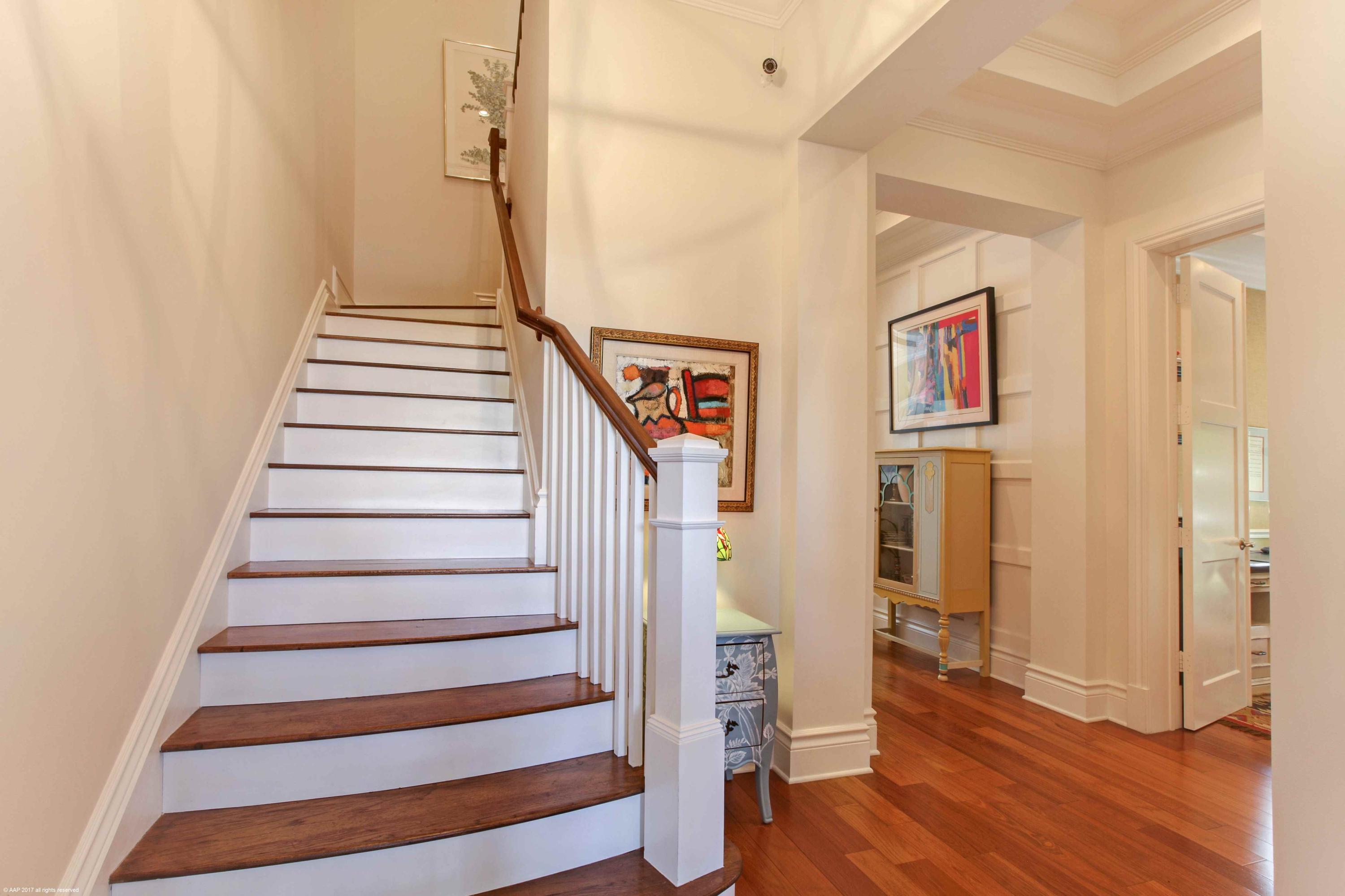 510 Northeast Wavecrest Way Boca Raton, FL 33432 - Photo 5 of 40 FOYER