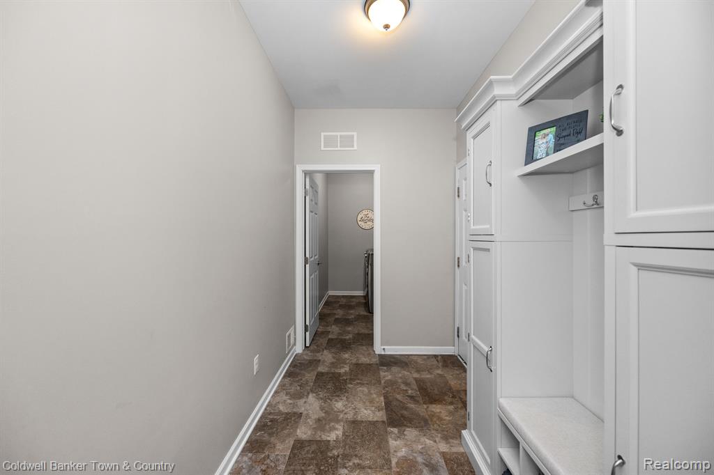 1228 Cannonade Loop Howell, MI 48843 - Photo 39 of 49 Gallery Image 39