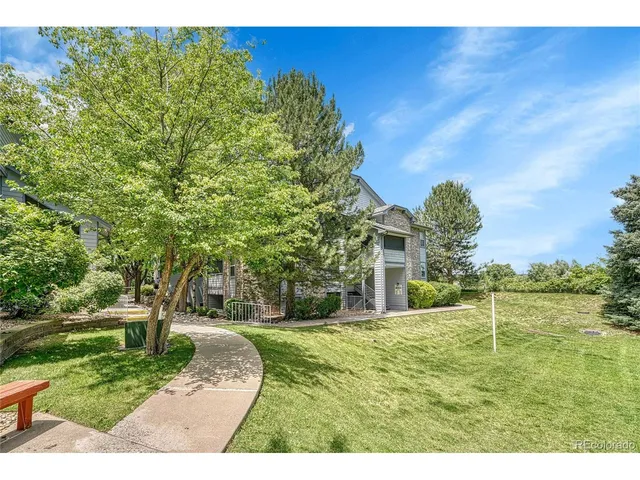 a view of an entryway with staircase