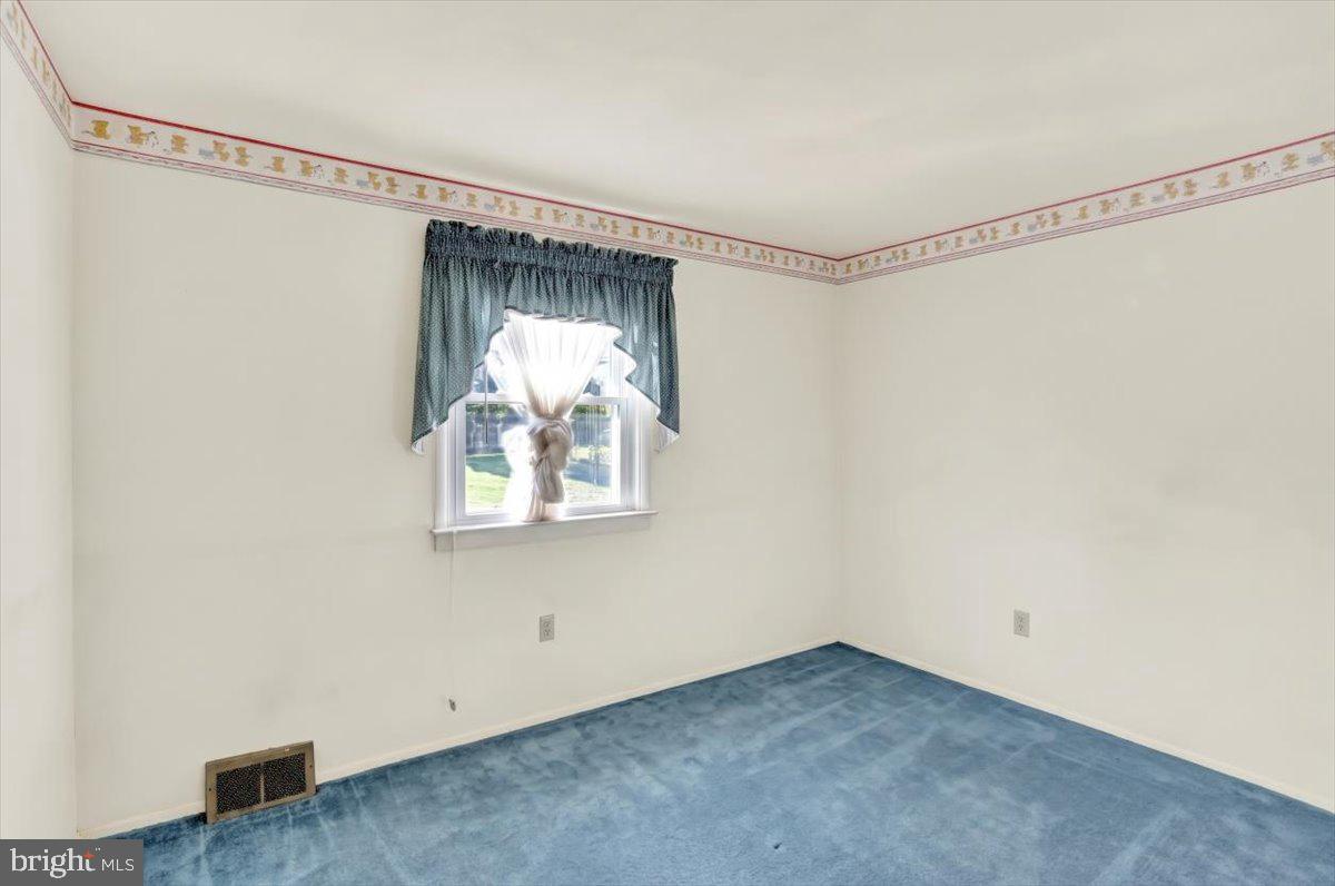 1742 Conard Road Lancaster, PA 17602 - Photo 17 of 36 Gallery Image 17