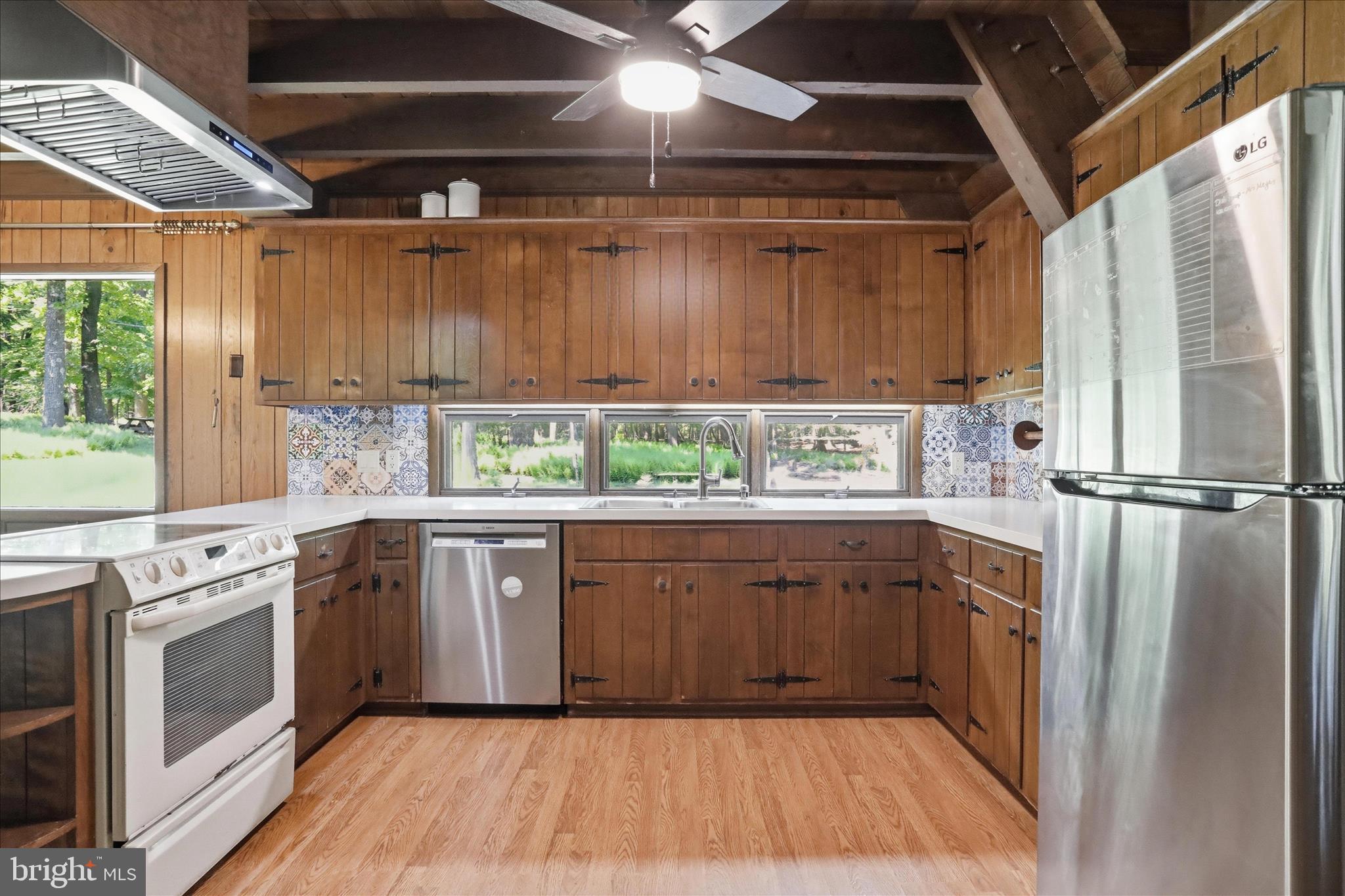 8209 Gambrill Park Road Frederick, MD 21702 - Photo 10 of 48