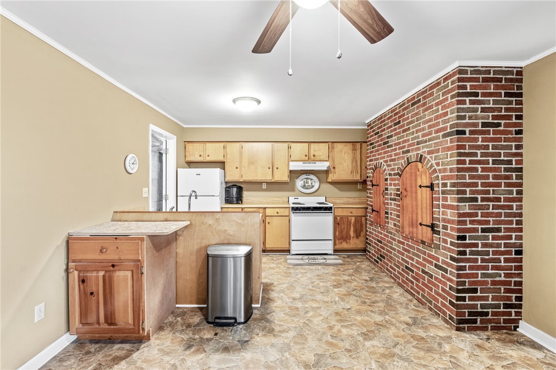 348 Peninsula Drive Anderson, SC 29626 - Photo 26 of 44