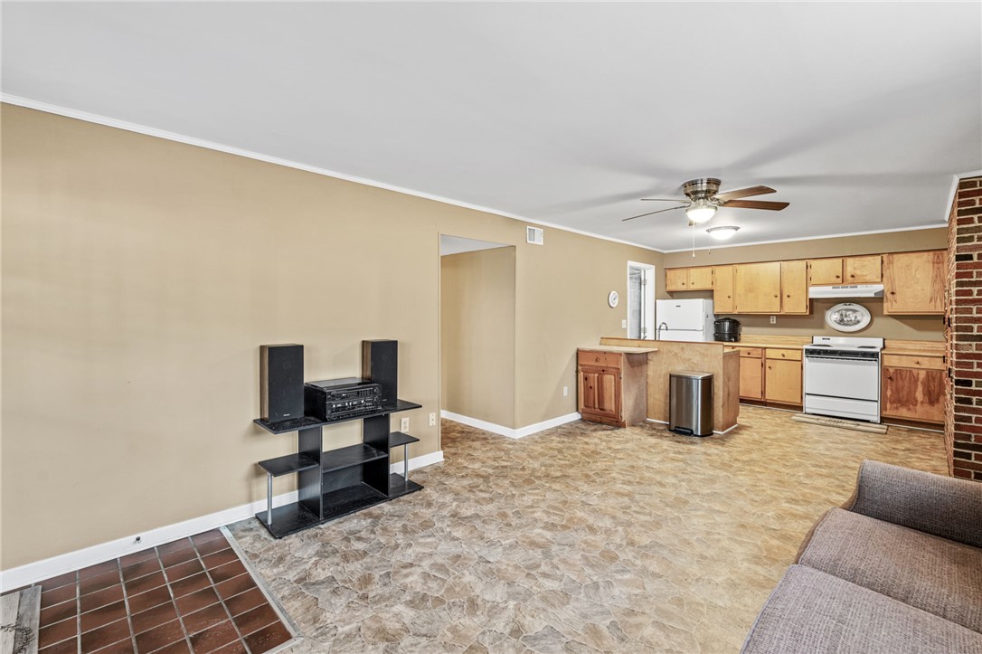 348 Peninsula Drive Anderson, SC 29626 - Photo 28 of 44